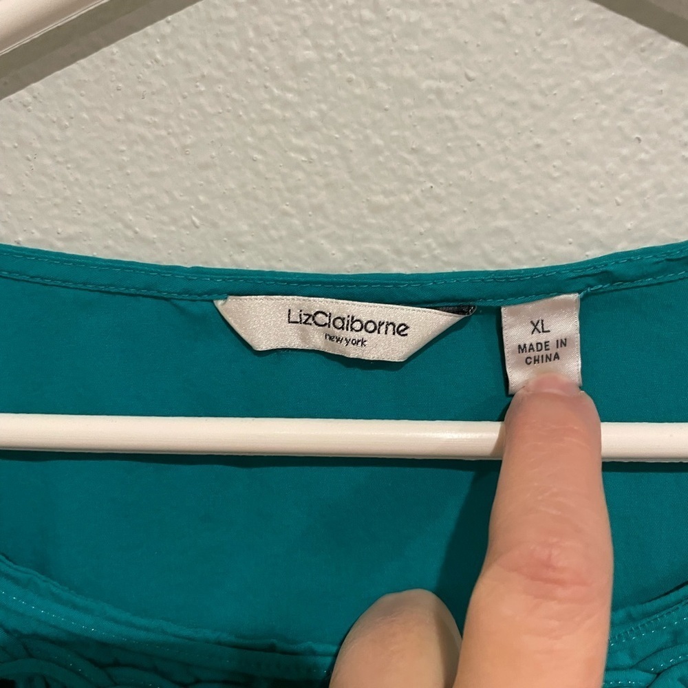 Liz Claiborne Teal XL tunic. - Picture 3 of 5